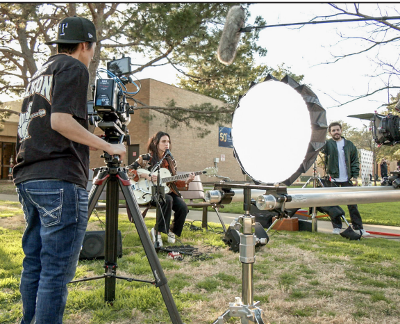 NE RTVF students preview equipment and techniques that are taught in the Fort Worth FIlm Collaborative certificate program.